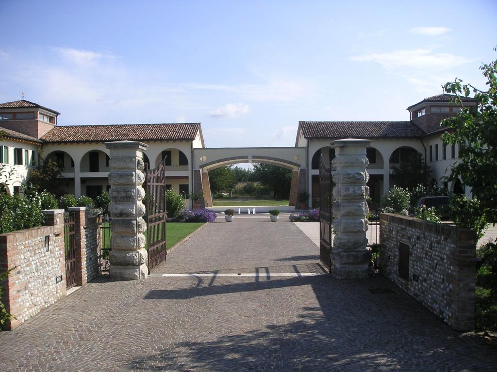 מונטבלונה Agriturismo Due Torri חדר תמונה