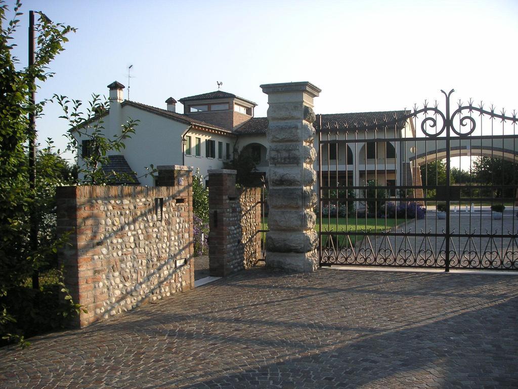 מונטבלונה Agriturismo Due Torri מראה חיצוני תמונה